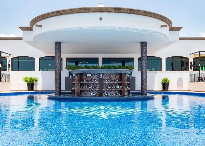 Hotel Club Vacations Grand Residences 5*