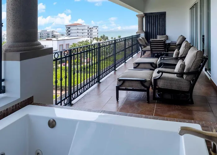 Hotel Club Vacations Grand Residences 5*