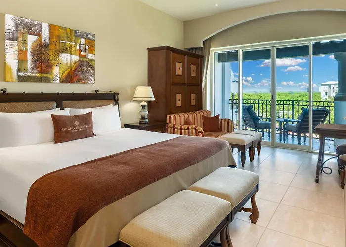 Hotel Club Vacations Grand Residences 5*