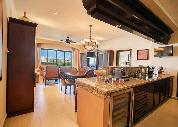 Hotel Club Vacations Grand Residences