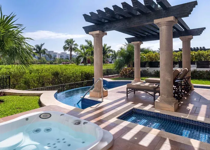 Club Vacations Grand Residences Puerto Morelos