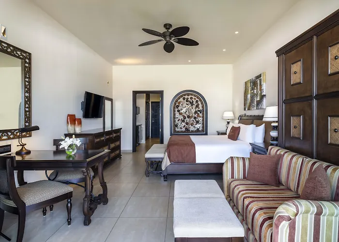 Club Vacations Grand Residences 5*